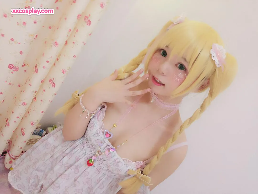 Nikumikyo Kawaii Blondeng Twintails Gravure