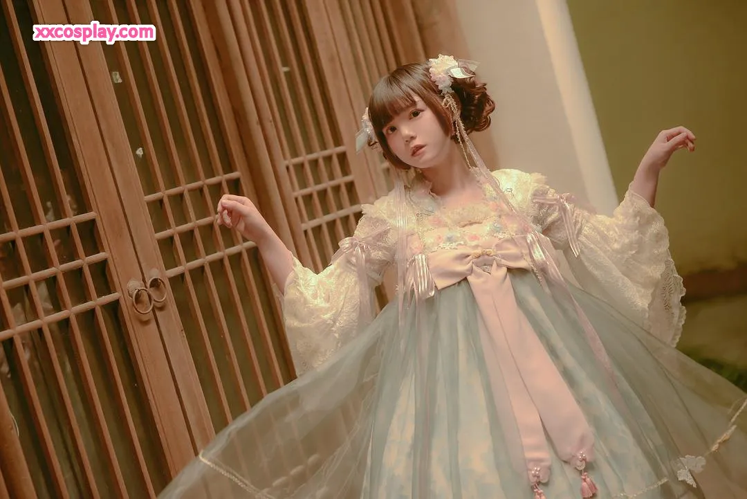 Nikumikyo Hanfu Lolita