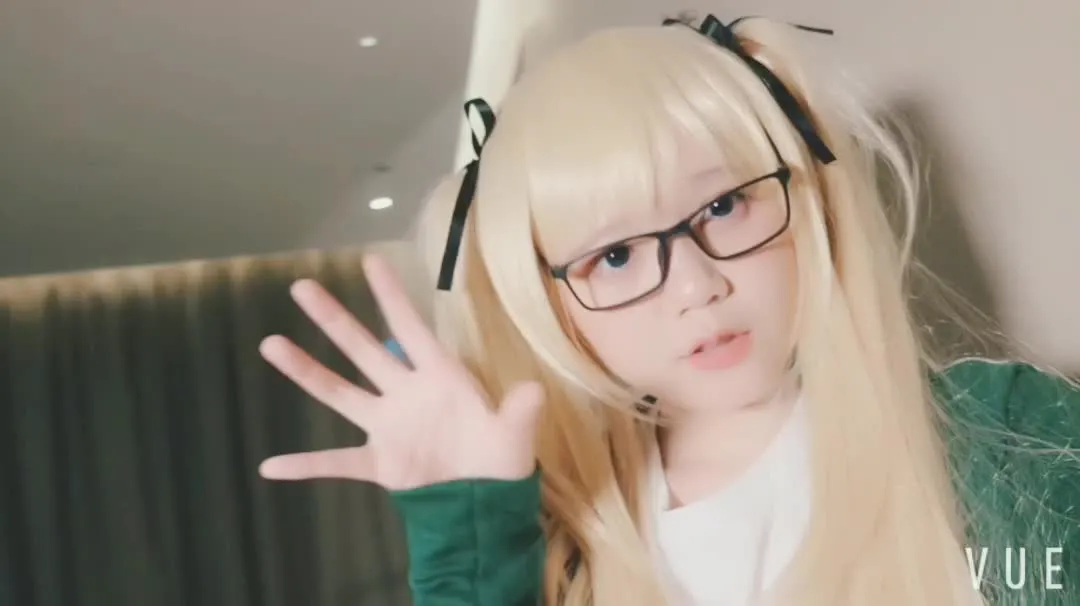 Nikumikyo cosplay album Nikumikyo as Eriri Sawamura - Saekano Cosplay - Video 62
