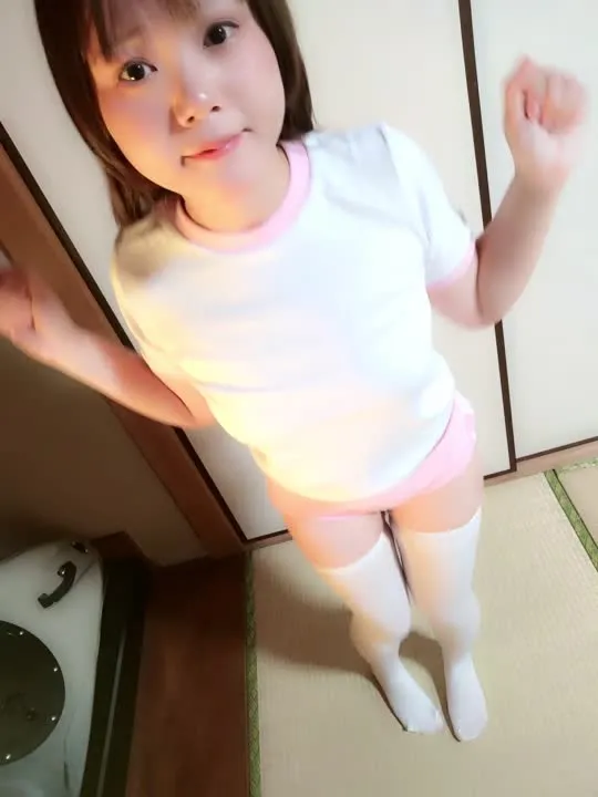 Nikumikyo cosplay album Nikumikyo: Am I Cute? Playful Lingerie - Video 3