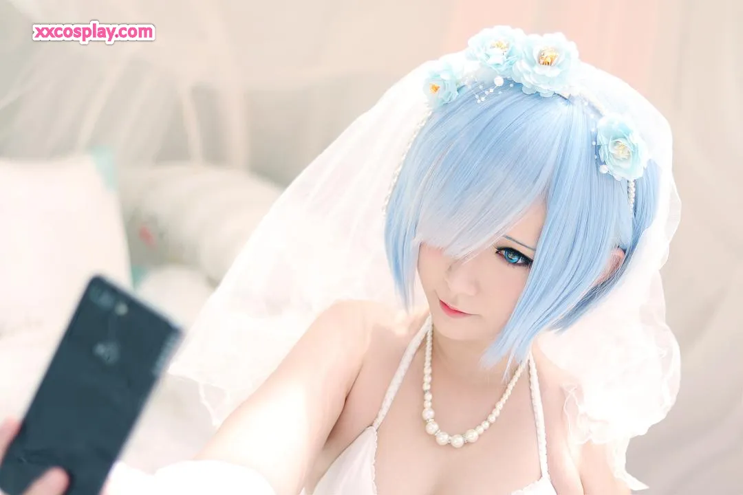 Potato Godzilla: Cosplay Bride Rem