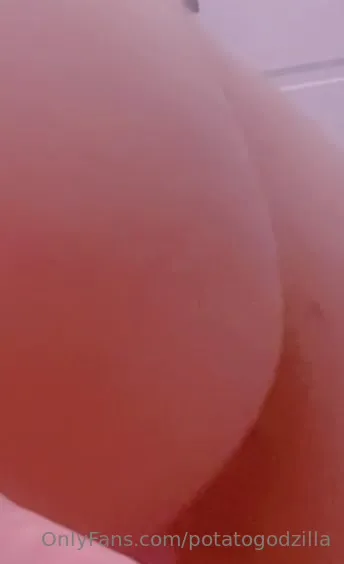 Potato Godzilla cosplay album Potato Godzilla: Sultry Nude OnlyFans Gravure - Video 19