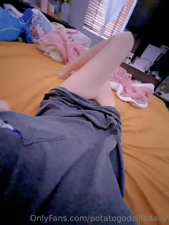 Potato Godzilla cosplay album Potato Godzilla: Sultry Nude OnlyFans Gravure - Video 21