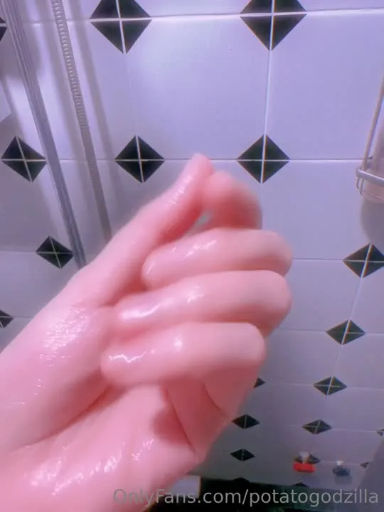 Potato Godzilla cosplay album Potato Godzilla: Sultry Nude OnlyFans Gravure - Video 22