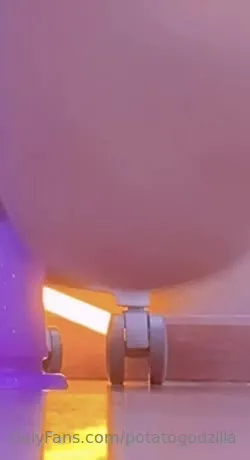 Potato Godzilla cosplay album Potato Godzilla: Ảnh Khỏa Thân Bãi Biển Gravure - Video 43