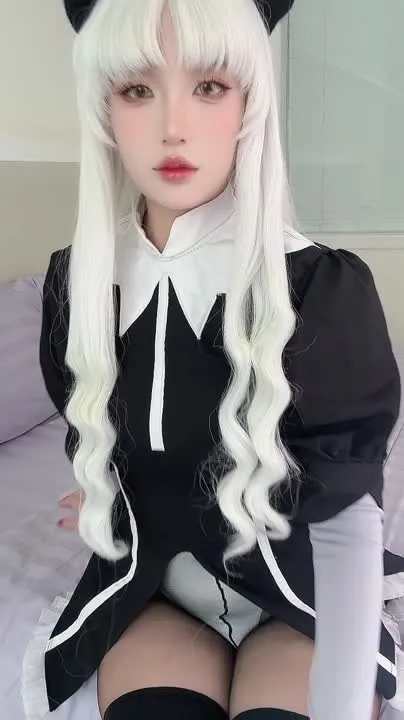 Puy Puy cosplay album Puy Puy bilang Caren sa Gothic Lolita - Video 167