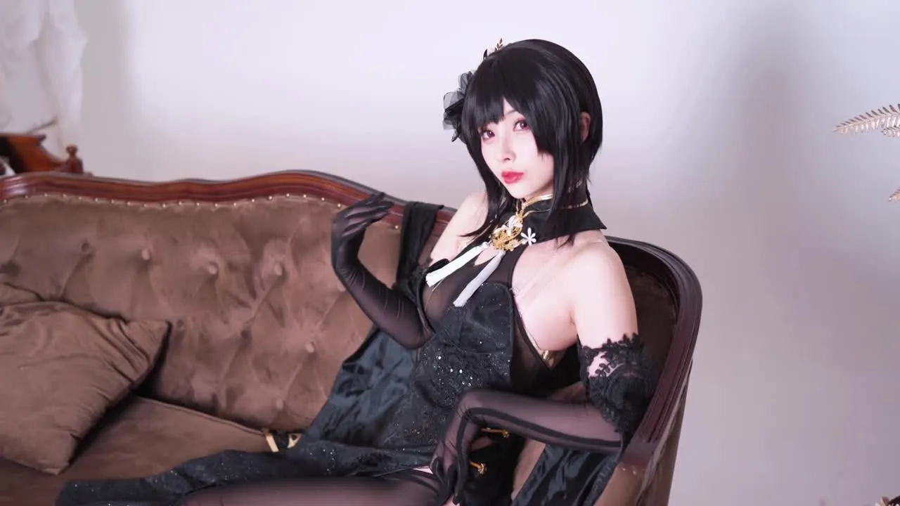 Rioko Liangliangzi MV Gravure Photobook