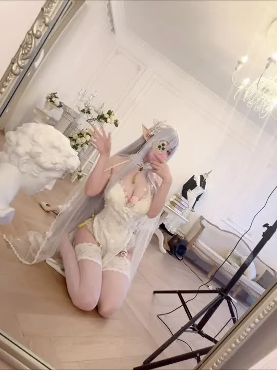 Rioko凉凉子 cosplay album Rioko Liangliangzi - Albion Qipao Cosplay - Video 48