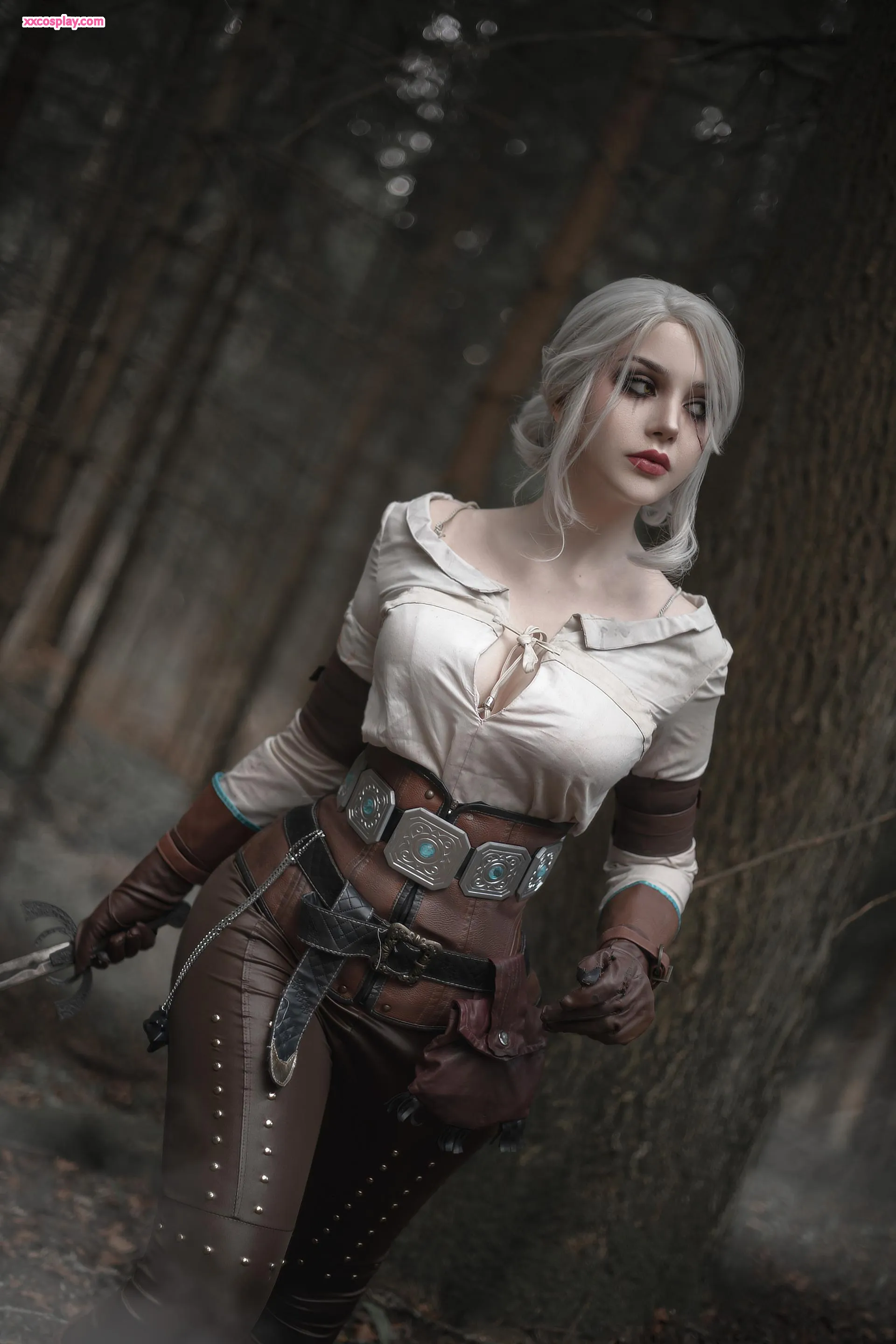 SayaTheFox como Ciri