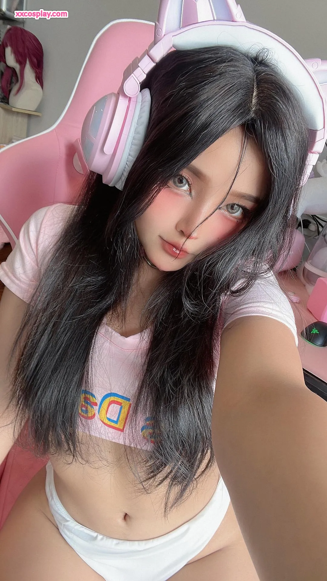 Sayo Momo: Magulong E-Girl Gamer Implied Nudes