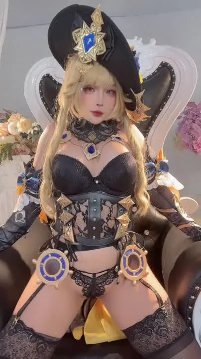Sayo Momo cosplay album 沙世桃作为娜维娅 – 原神写真集 - Video 71