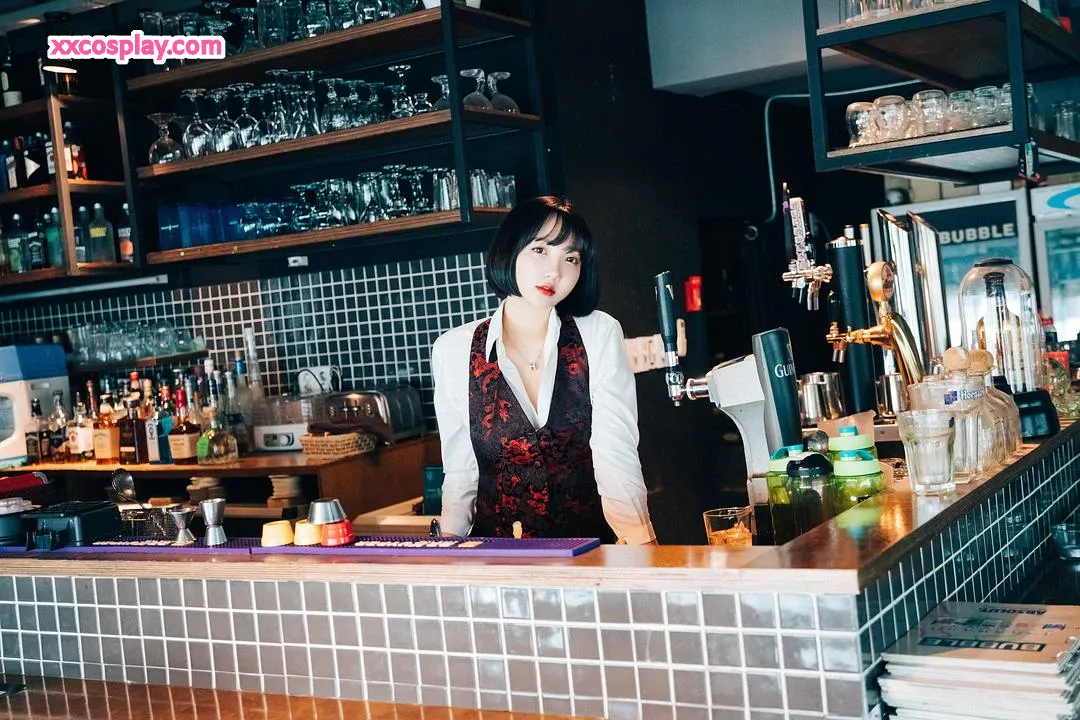 손예은: 테인티드 러브 바