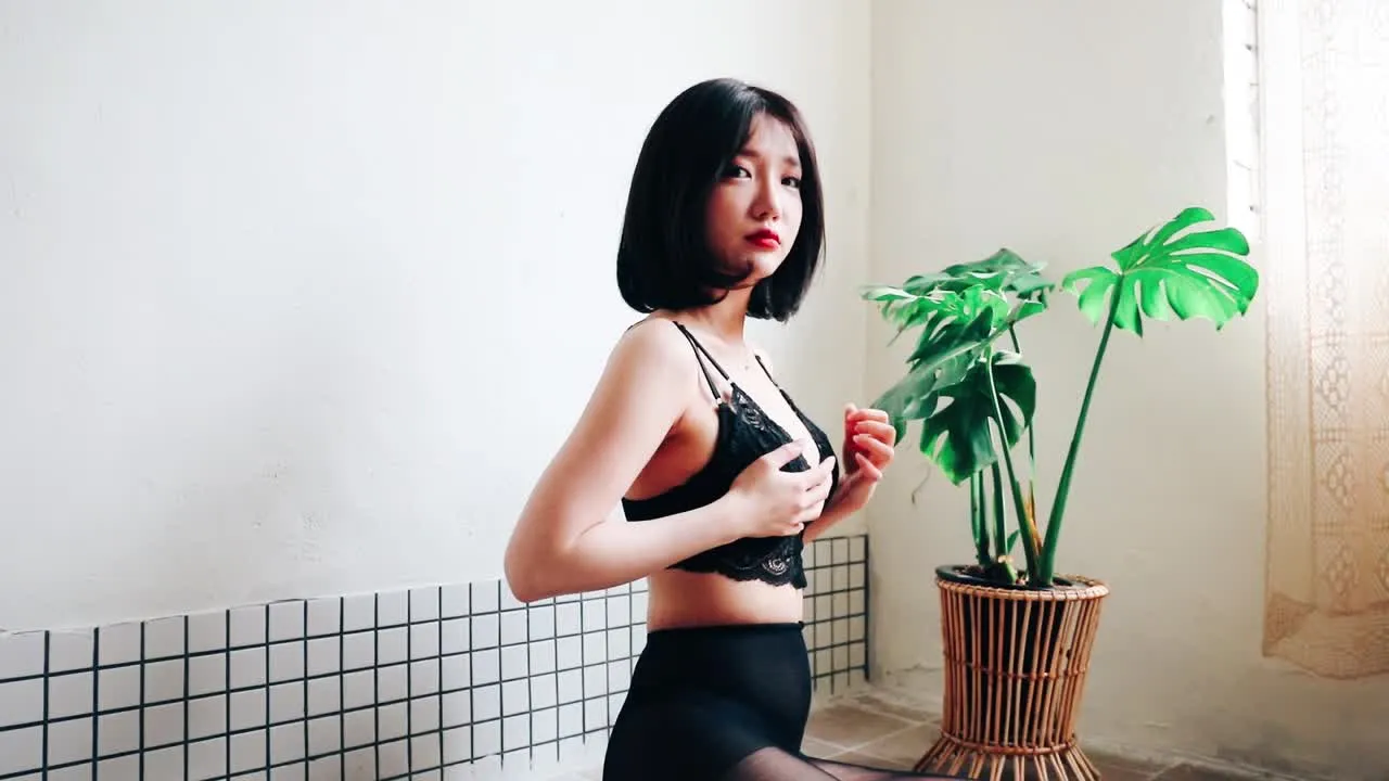 Son Ye-Eun cosplay album Son Ye-Eun：Vids 內衣寫真 - Video 8