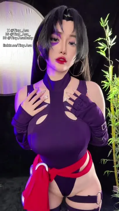 Tiny Asa cosplay album Tiny Asa: Verführerisches Psylocke-Cosplay - Video 81