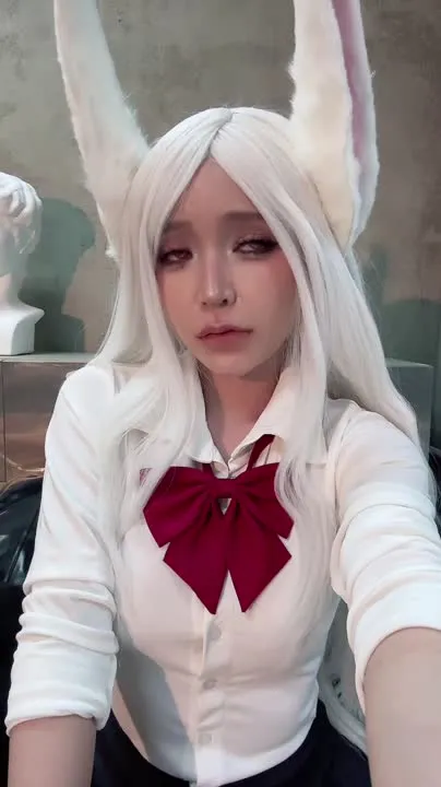 Umeko J cosplay album Umeko J 饰演 Mirko Cosplay - Video 117