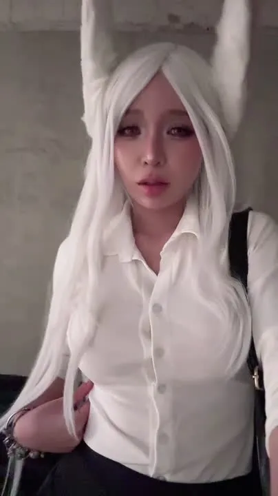 Umeko J cosplay album Umeko J 饰演 Mirko Cosplay - Video 118