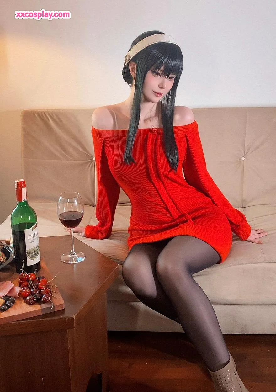 Vinnegal en Yor Forger Cosplay