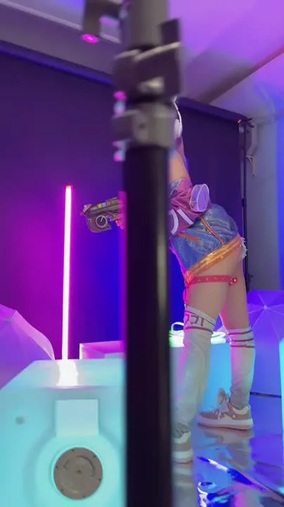 ZinieQ cosplay album ZinieQ - D.Va EDM Rave (Overwatch 2) - Video 49