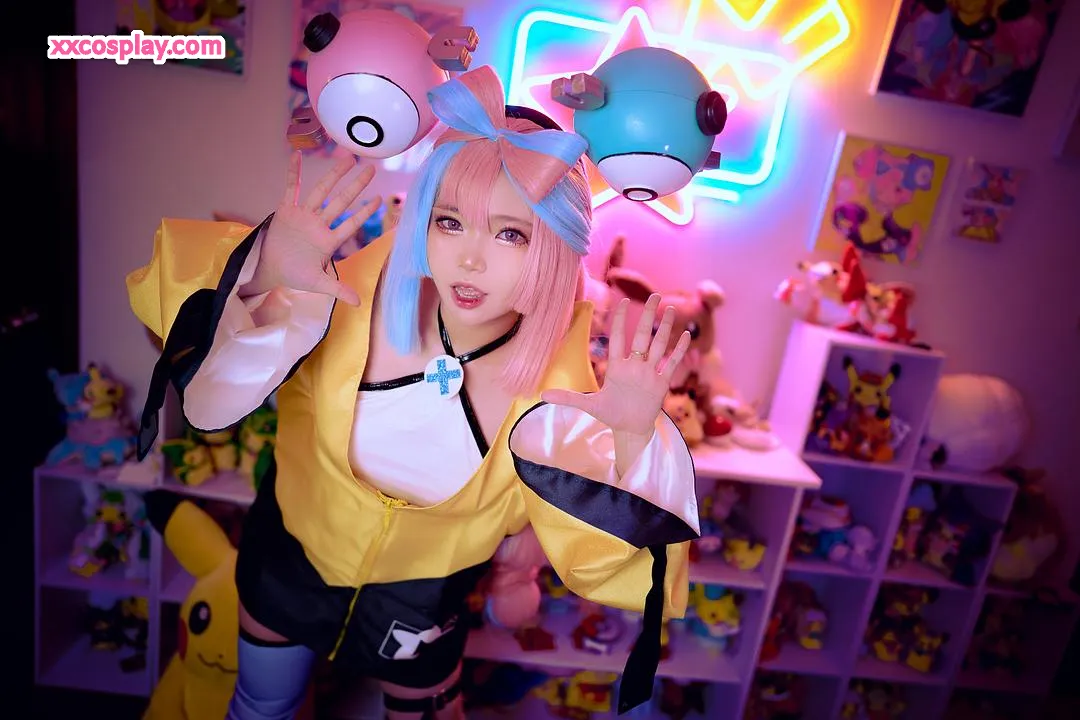 ZinieQ trong vai Iono - Cosplay Pokémon