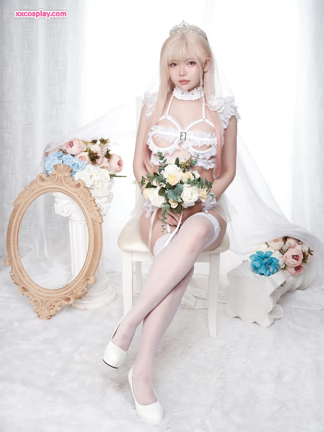 ZinieQ：喜多川海梦婚礼Cosplay