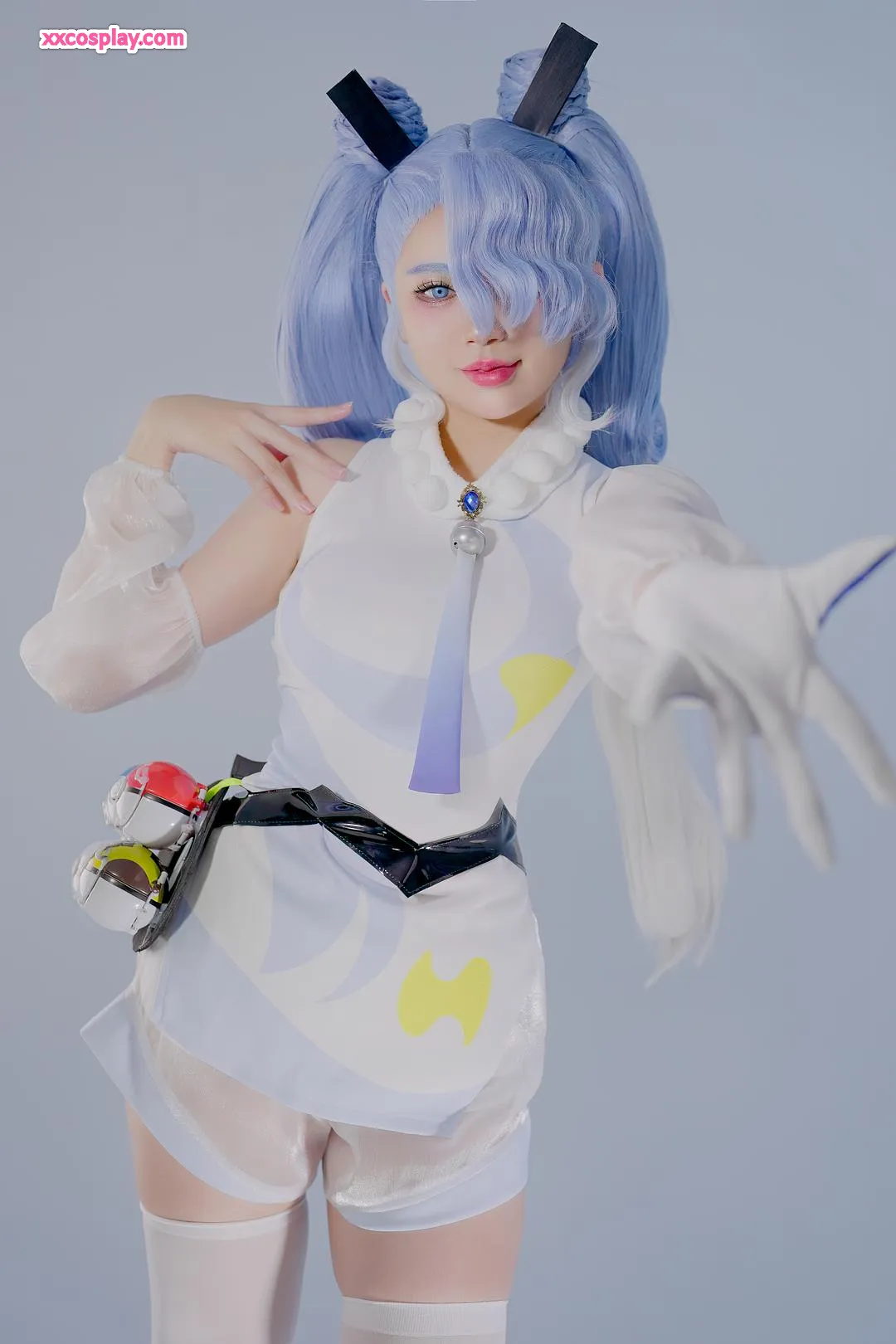 ZinieQ cosplay album ZinieQ – Project Voltage Miku Flying Type - Photo 3