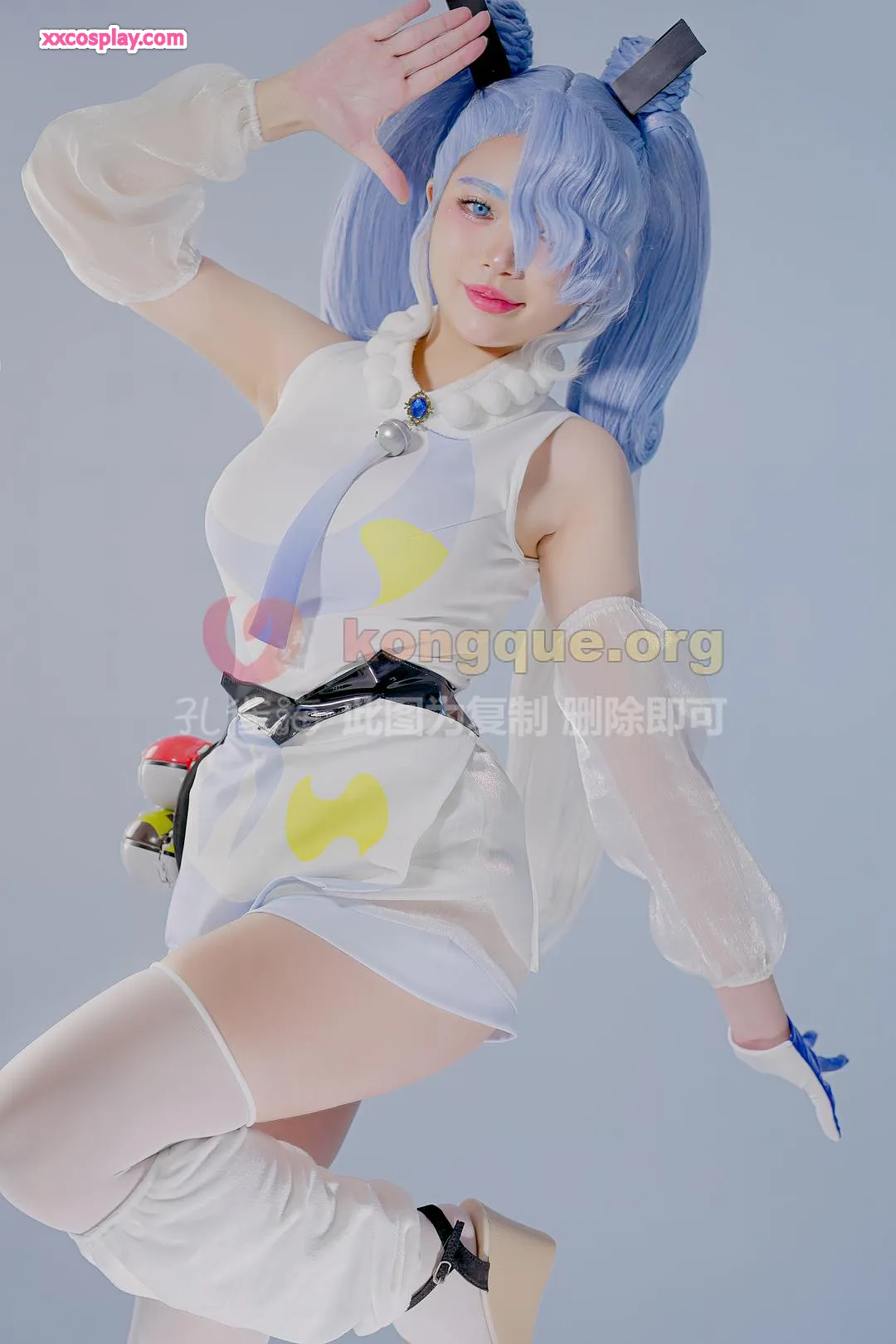 ZinieQ cosplay album ZinieQ – Project Voltage Miku Flying Type - Photo 6