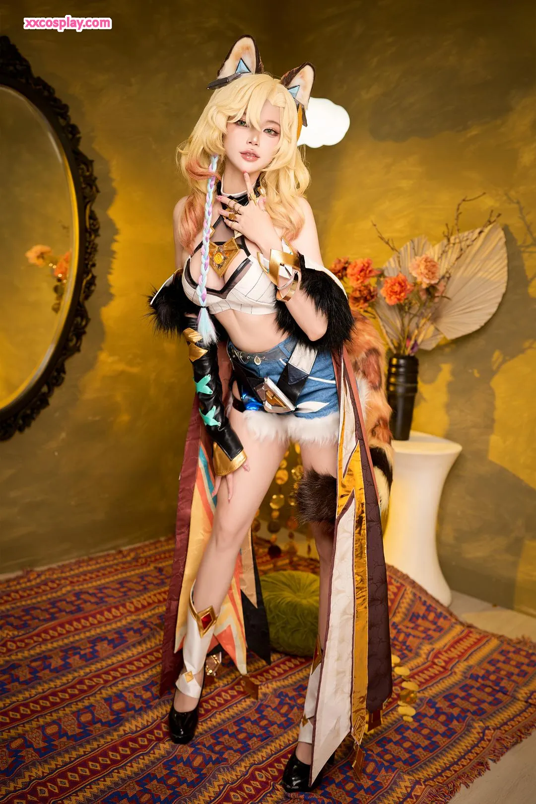 ZinieQ as Seductive Xilonen - Genshin Impact Cosplay