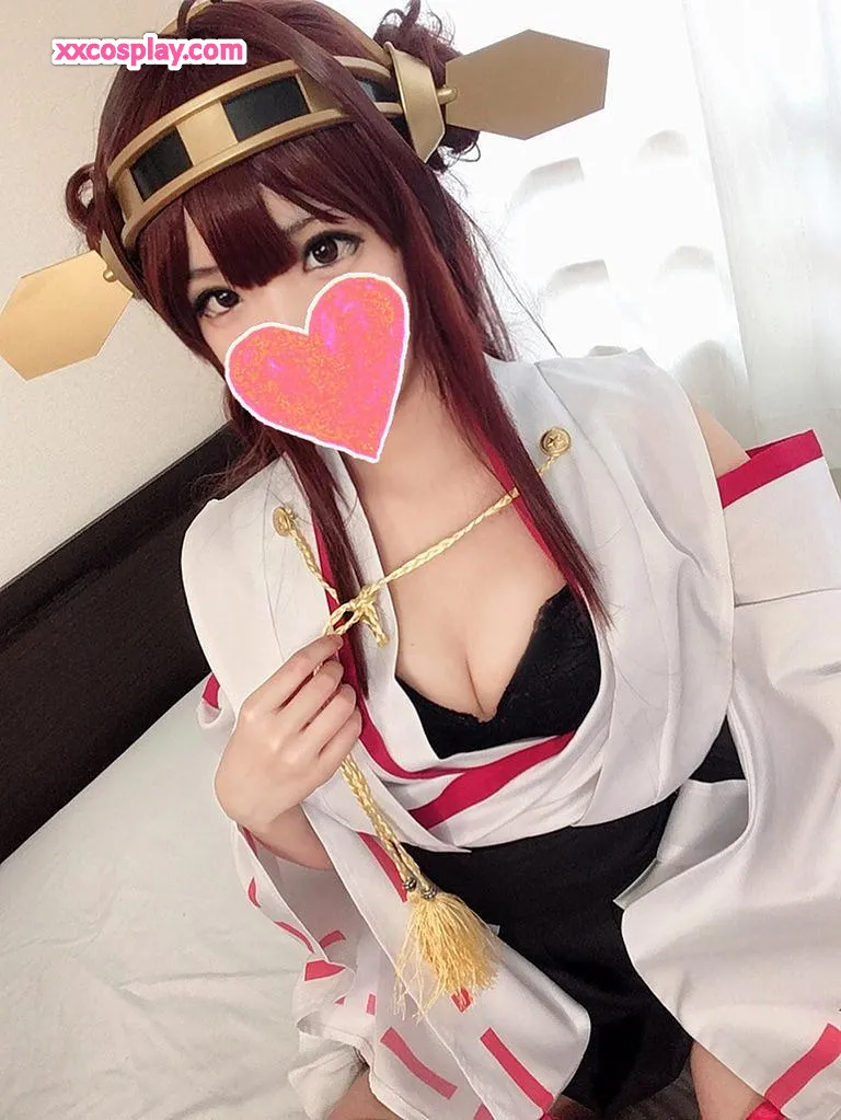 Kannojodori sebagai Kongou Cosplay Kantai Collection