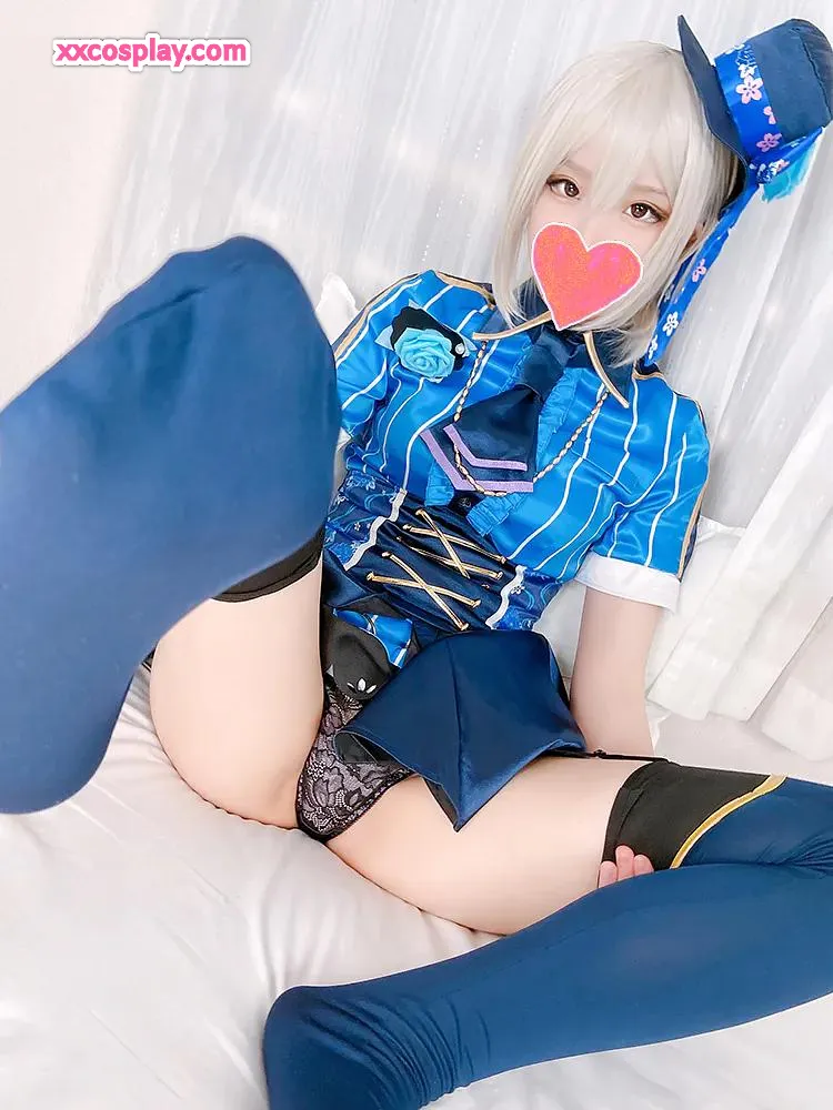 Kannojodori Cosplay Biru yang Mempesona