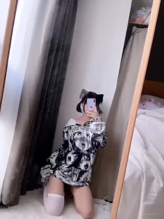 wink是可爱的wink cosplay album Clin d'œil adorable de Wink Gravure - Video 2