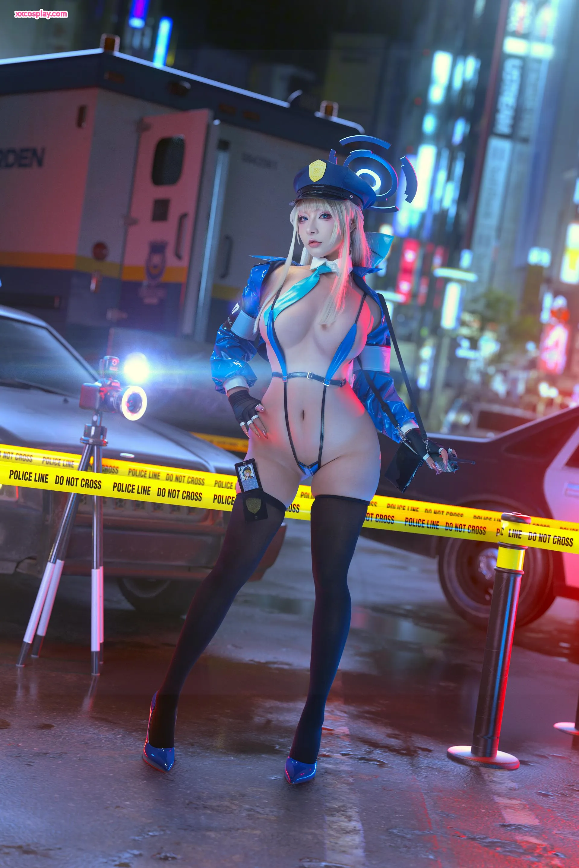Yuuhui sebagai Asuma Toki - Kosplay Polis Blue Archive