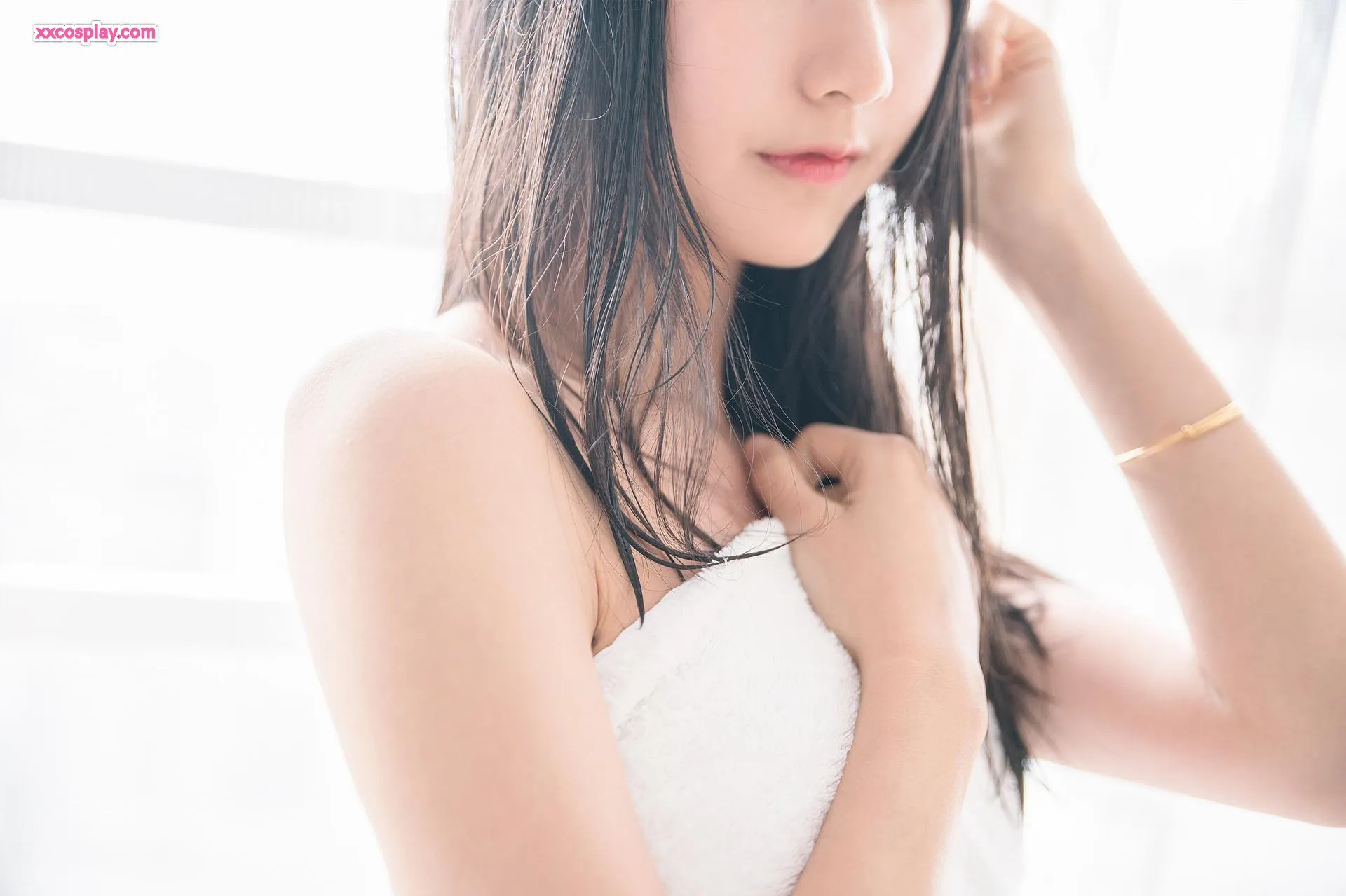 Mukumian OwO: Chăn Ga Trắng Gần Gũi