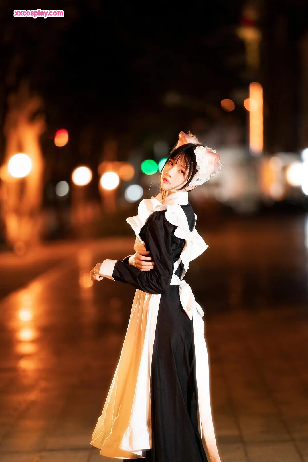 Yingtao Miao's Gothic Lolita Maid