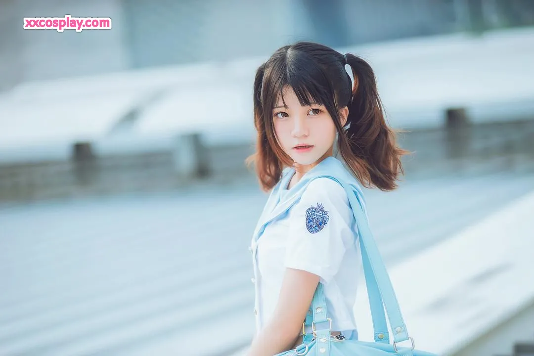 Yingtao Miao's Gentle Breeze School Uniform